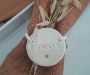 médaillon de table marque place